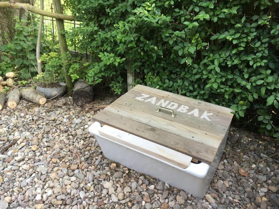 Dijkhuisje Zeeland Waterlandkerkje Bagian luar foto